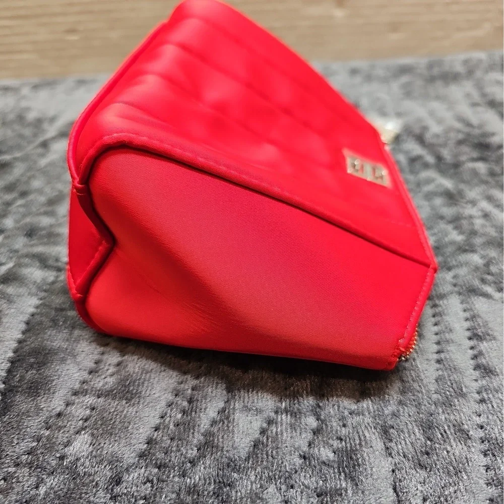 Women's ladiesNEW GIVENCHY Parfums Limited Edition RED Makeup Bag Cosmetic Pouch